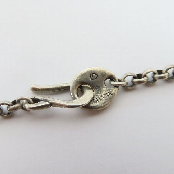 実際に弊社で買取させて頂いたGARNI/ガルニ ストーンビーズ/シルバー チェーン ネイルチャーム付き クロスデザイン ネックレスの画像 4枚目