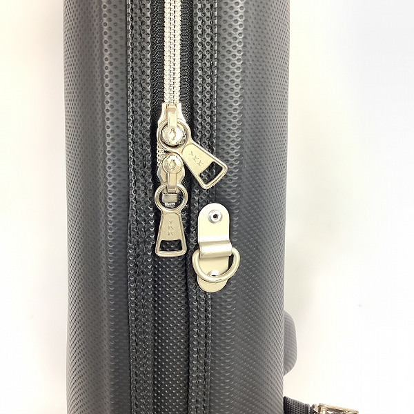 実際に弊社で買取させて頂いた★SELMER/セルマー アルトサックス ケース ブラック 軽量の画像 7枚目