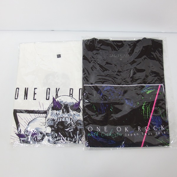 実際に弊社で買取させて頂いた【未使用含む・おまとめ品 10点↑】ワンオクロックほか バンドTシャツ/パーカー/キャップ等の画像 1枚目