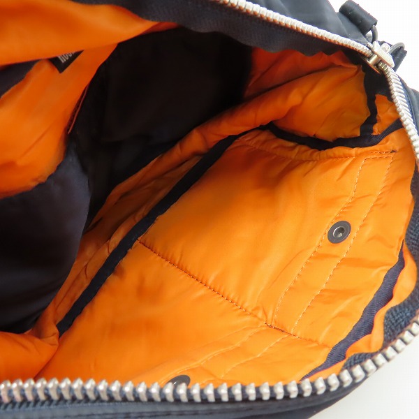 実際に弊社で買取させて頂いたHEAD PORTER/ヘッドポーター 2WAY タンカー ウエストバッグの画像 4枚目