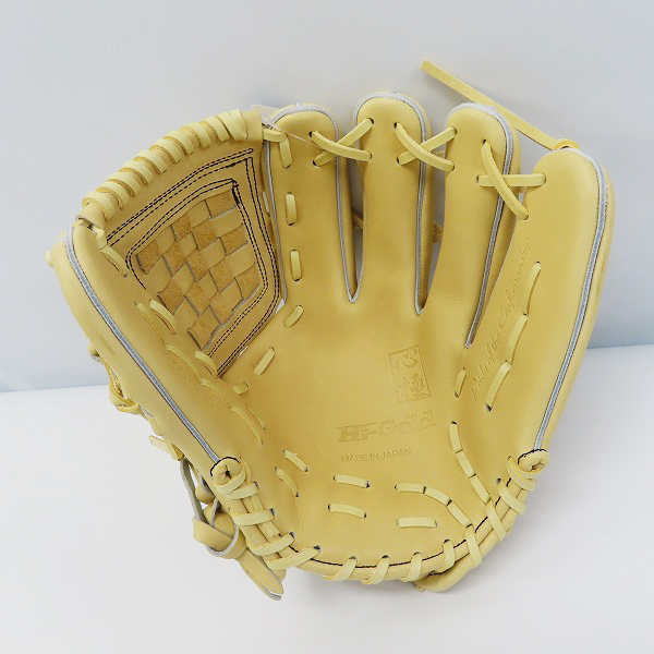 実際に弊社で買取させて頂いた【未使用】HI-GOLD/ハイゴールド 硬式グラブ 心極 右投げ 投手用 KKG-2201SP 野球グローブの画像 2枚目