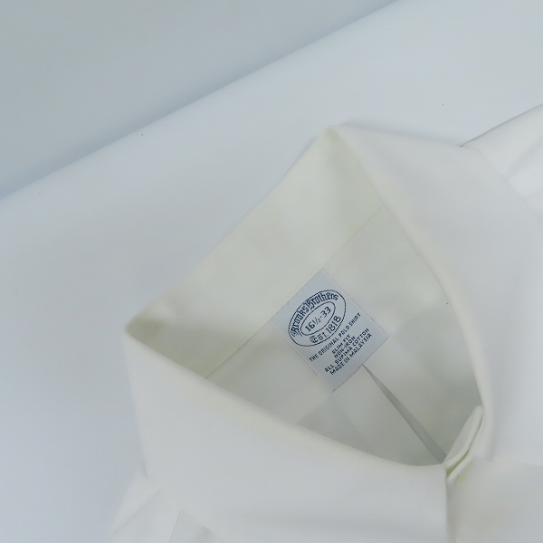 実際に弊社で買取させて頂いたBrooks Brothers/ブルックスブラザーズ B.D.シャツ ホワイト 16.5-33の画像 6枚目