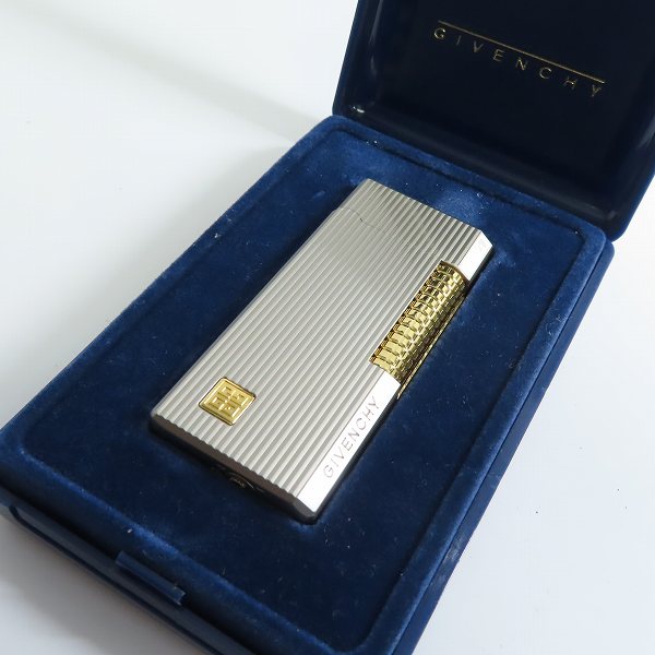 実際に弊社で買取させて頂いたGIVENCHY/ジバンシー ガスライター シルバー/ゴールド