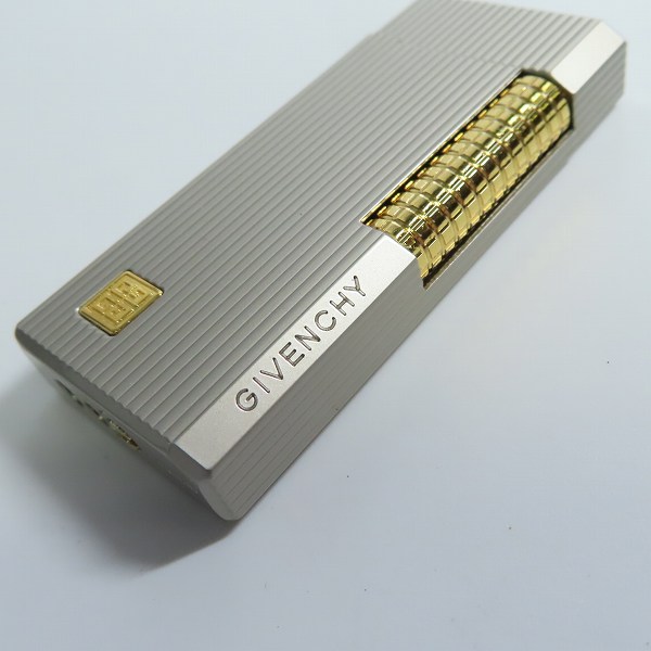 実際に弊社で買取させて頂いたGIVENCHY/ジバンシー ガスライター シルバー/ゴールドの画像 7枚目