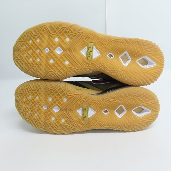 実際に弊社で買取させて頂いたNIKE×atomos/ナイキ×アトモス LEBRON 18 LOW/レブロン 18 ロー バイオテック CW3153-200/28.5の画像 2枚目