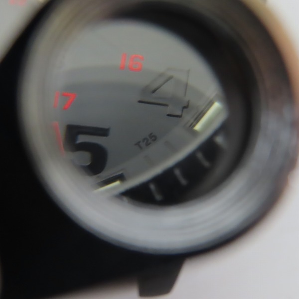 実際に弊社で買取させて頂いたLuminox/ルミノックス シリーズ8800 腕時計【動作未確認】の画像 3枚目