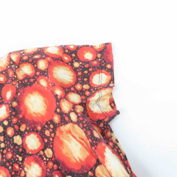 実際に弊社で買取させて頂いたJEAN PAUL GAULTIER HOMME/ジャンポールゴルチェオム 総柄 プリント 半袖 Tシャツ カットソー ブラック×レッド/48の画像 6枚目