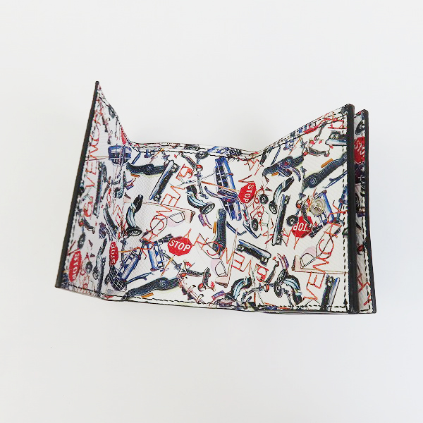 実際に弊社で買取させて頂いたGIVENCHY/ジバンシー 三つ折り財布 レザー 総柄の画像 4枚目