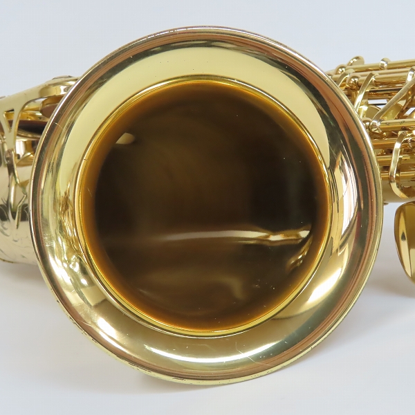 実際に弊社で買取させて頂いた★SELMER/セルマー アルトサックス SERIE Ⅲ Jubilee /シリーズ3 ジュビリー 彫刻有り 70万台 セミハードケース付の画像 3枚目