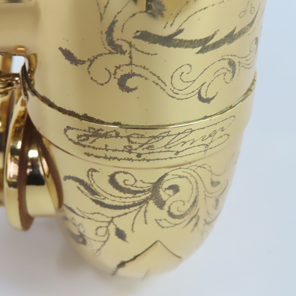 実際に弊社で買取させて頂いた★SELMER/セルマー アルトサックス SERIE Ⅲ Jubilee /シリーズ3 ジュビリー 彫刻有り 70万台 セミハードケース付の画像 6枚目