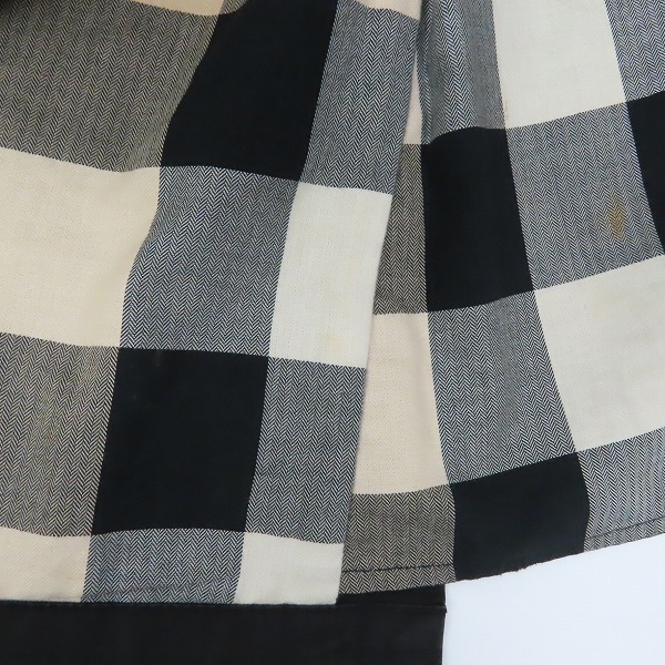 実際に弊社で買取させて頂いたBURBERRY BRIT/バーバリーブリット 裏地チェック柄 コート/XLの画像 8枚目