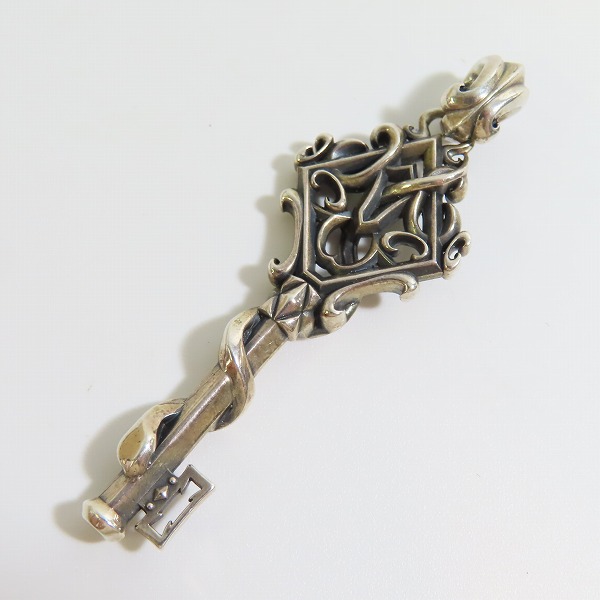 実際に弊社で買取させて頂いたDEAL DESIGN/ディールデザイン レイドスネークキートップ