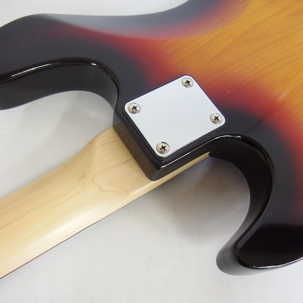 実際に弊社で買取させて頂いた★Bacchus/バッカス universe series/ユニバースシリーズ ジャズベースType ソフトケース付の画像 8枚目