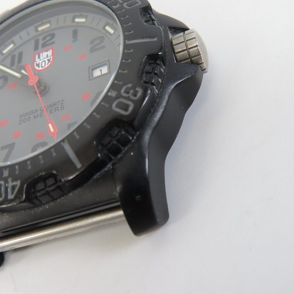 実際に弊社で買取させて頂いたLuminox/ルミノックス シリーズ8800 腕時計【動作未確認】の画像 2枚目