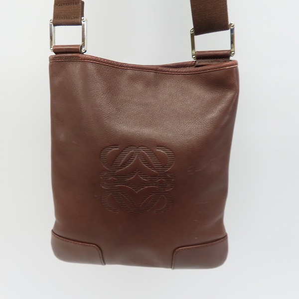 実際に弊社で買取させて頂いたLOEWE/ロエベ アナグラム ヴィンテージ ショルダーバッグの画像 1枚目