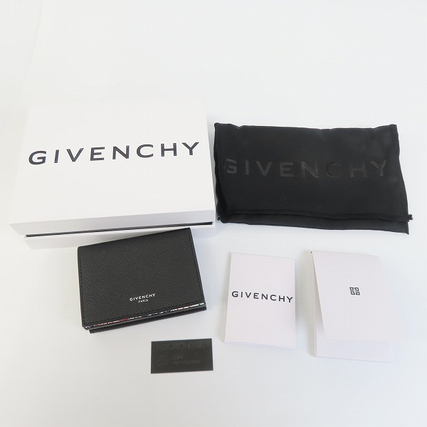 実際に弊社で買取させて頂いたGIVENCHY/ジバンシー 三つ折り財布 レザー 総柄の画像 7枚目