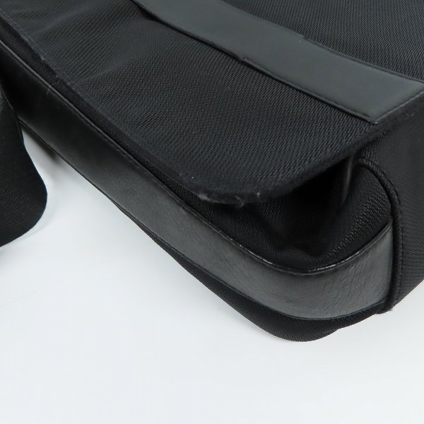 実際に弊社で買取させて頂いたLOEWE/ロエベ ロゴ入り レザー切替 ショルダーバッグの画像 6枚目