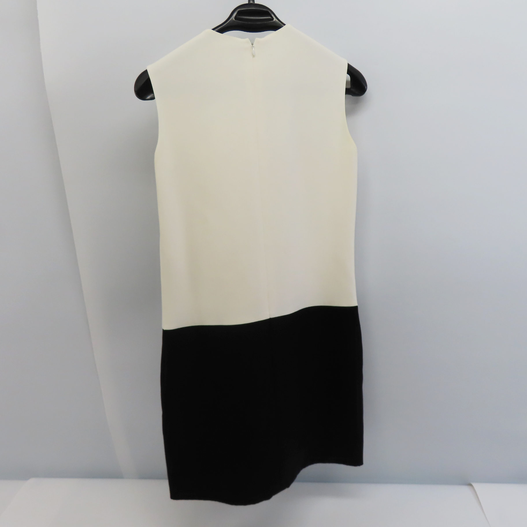 実際に弊社で買取させて頂いたCELINE/セリーヌ バイカラー ノースリーブ ワンピース/36の画像 1枚目