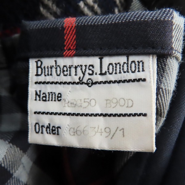実際に弊社で買取させて頂いたBurberrys/バーバリーズ チェック柄ライナー付き ロング丈 トレンチコート/50の画像 5枚目