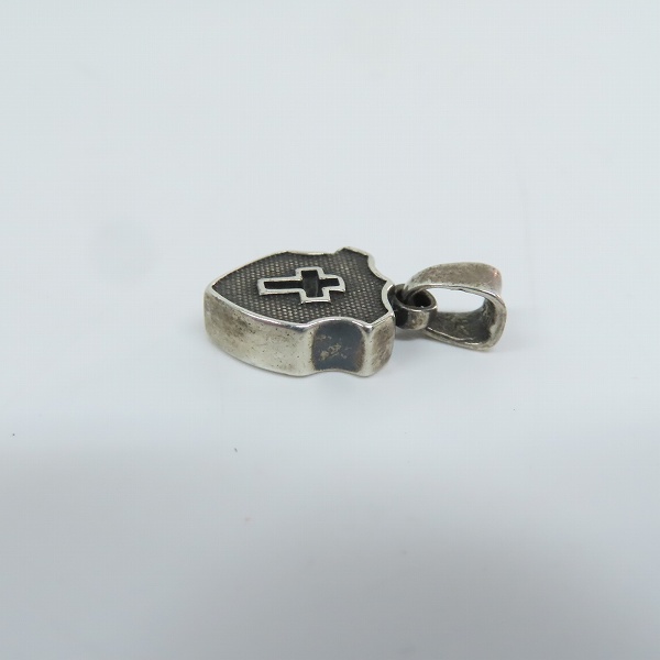 実際に弊社で買取させて頂いたTRAVIS WALKER/トラヴィスワーカー シールドチャーム ペンダント SV925の画像 3枚目