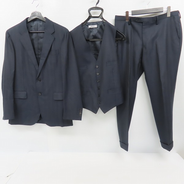 実際に弊社で買取させて頂いたDistrict UNITED ARROWS/ディストリクト ユナイテッドアローズ 3ピース スーツ セットアップ/46