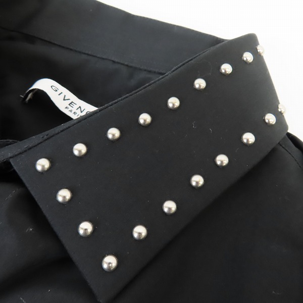 実際に弊社で買取させて頂いた【JPタグ】GIVENCHY/ジバンシー 15AW スタッズ付きスリムフィットドレスシャツ 15F 6200 300/40の画像 5枚目