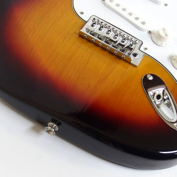 実際に弊社で買取させて頂いた★【弦無し】BUSKER'S/バスカーズ ストラトキャスターType ソフトケース付 の画像 5枚目