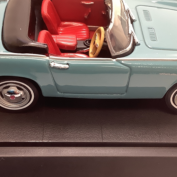 実際に弊社で買取させて頂いたEBBRO/エブロ 1/43 HONDA/ホンダ S600 ブルー/ミニカーの画像 5枚目
