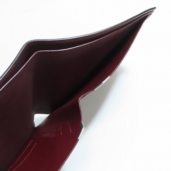 実際に弊社で買取させて頂いた【ギャラ付き】CARTIER/カルティエ カボション レザー二つ折り財布 L3000575の画像 5枚目