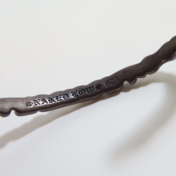実際に弊社で買取させて頂いたSNAKED LOWS DEAL DESIGN/スネイキッドロウズ ディールデザイン シルバーバングルの画像 5枚目