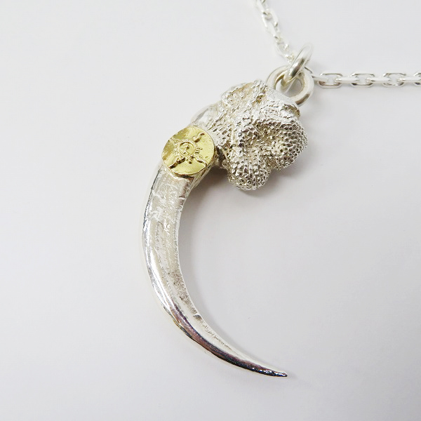 実際に弊社で買取させて頂いた【ギャラ付】FIRST ARROW'S/ファーストアローズ K18付 ラージイーグルクロウ メディスンホイール ネックレスチェーンの画像 1枚目