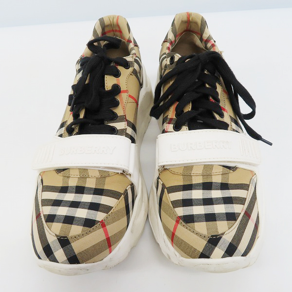 実際に弊社で買取させて頂いたBURBERRY/バーバリー ヴィンテージチェック スニーカー /42.5