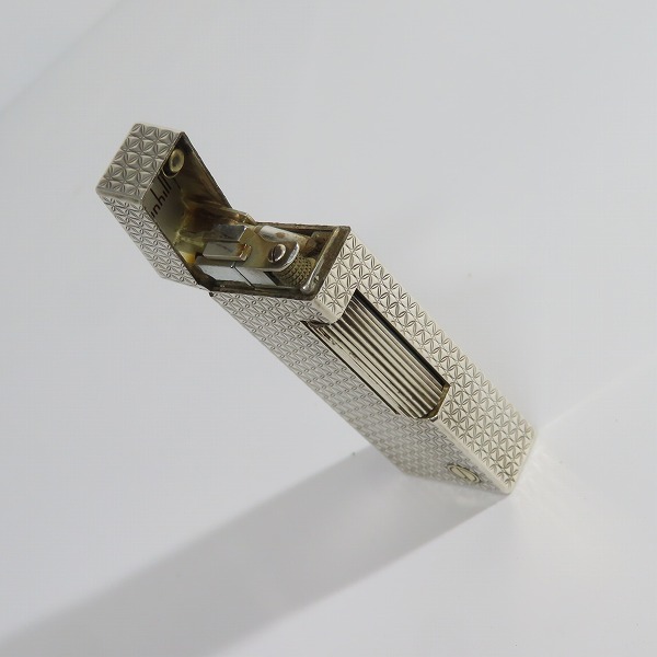 実際に弊社で買取させて頂いたdunhill/ダンヒル サイドローラー ダイヤカット ガスライター シルバーの画像 5枚目