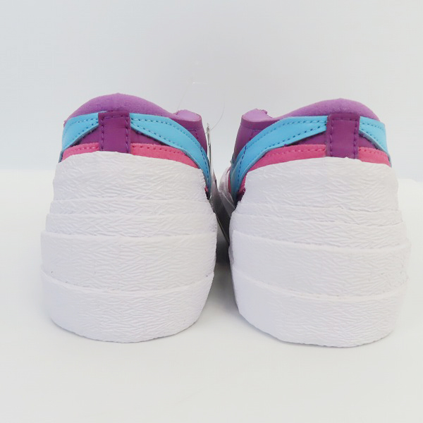 実際に弊社で買取させて頂いた【未使用】KAWS×SACAI×NIKE/カウズ×サカイ×ナイキ BLAZER LOW/ブレーザー ロー DM7901-500/27.5の画像 1枚目