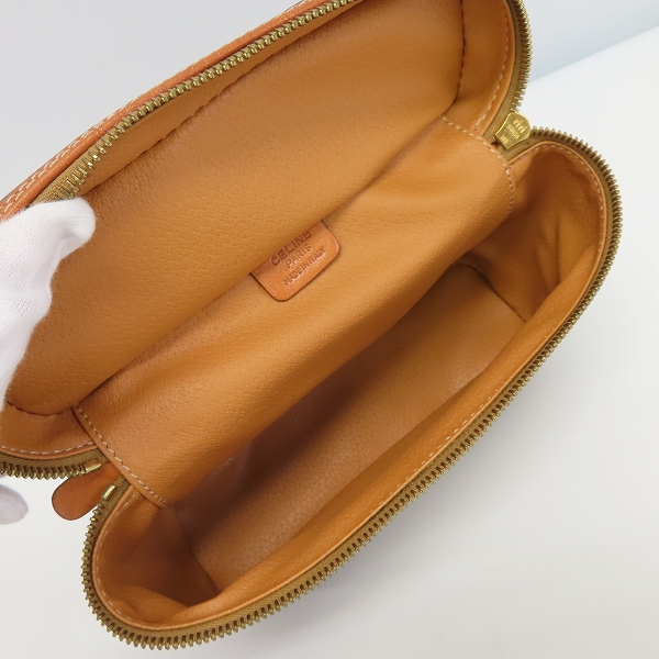 実際に弊社で買取させて頂いたCELINE/セリーヌ ゴールド金具 マカダム バニティバッグの画像 3枚目