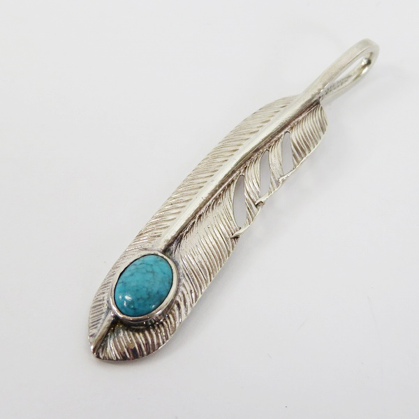 実際に弊社で買取させて頂いたFIRST ARROWS/ファーストアローズ ターコイズ フェザー ペンダントトップ 右向き