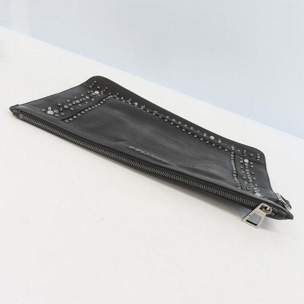 実際に弊社で買取させて頂いたJimmy Choo/ジミーチュウ スタッズ クラッチバッグ ブラックの画像 3枚目