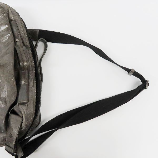 実際に弊社で買取させて頂いたGIVENCHY/ジバンシー ロゴエンボス レザー 2WAY ショルダーバッグ の画像 5枚目