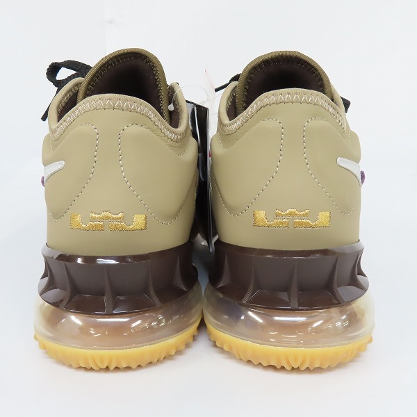 実際に弊社で買取させて頂いた【未使用】Nike×atoms/ナイキ×アトモス Lebron 18 LowViotech スニーカー CW3153-200 /26.5の画像 1枚目