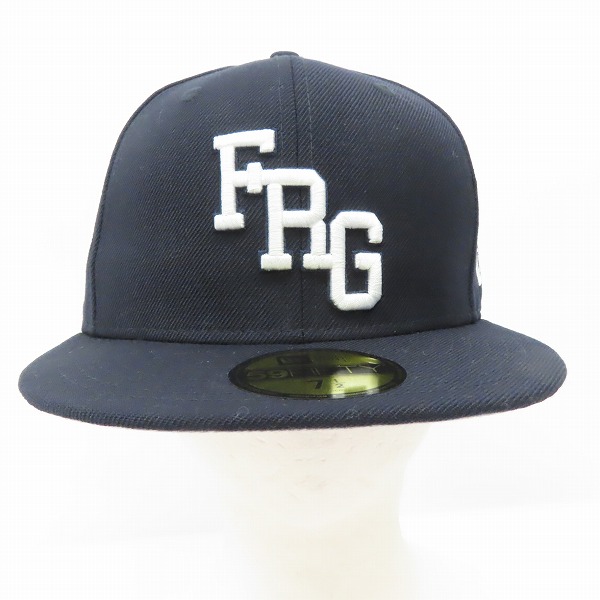 実際に弊社で買取させて頂いたFRAGMENT DESIGN×NEW ERA/フラグメントデザイン×ニューエラ FRG ロゴ刺繍 キャップ/7-1/2の画像 1枚目