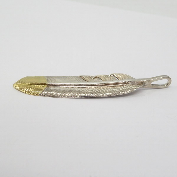 実際に弊社で買取させて頂いたFIRST ARROWS/ファーストアローズ 先金K18 フェザー ペンダント 左向きの画像 2枚目