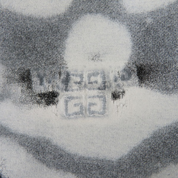 実際に弊社で買取させて頂いた【JPタグ】GIVENCHY/ジバンシィ プリント Tシャツ BM71863Y6B-001/Sの画像 7枚目