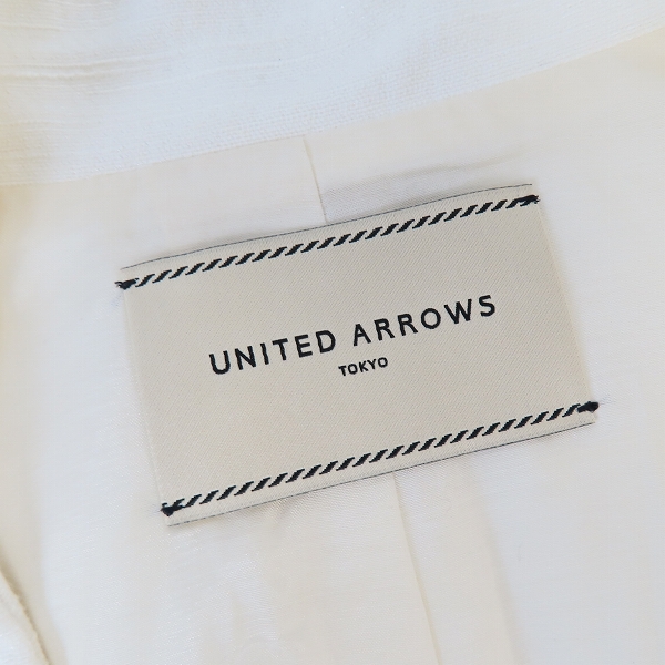 実際に弊社で買取させて頂いたUNITED ARROWS/ユナイテッドアローズ ノーカラー ジャケット 1522-268-4426/38の画像 2枚目