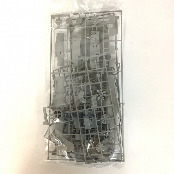 実際に弊社で買取させて頂いた【未組立】ハセガワ 1/48 中島 B6N2 天山一二型 250Kg爆弾搭載機/B5N2 九十七式三号 艦上攻撃機 2点セットの画像 3枚目