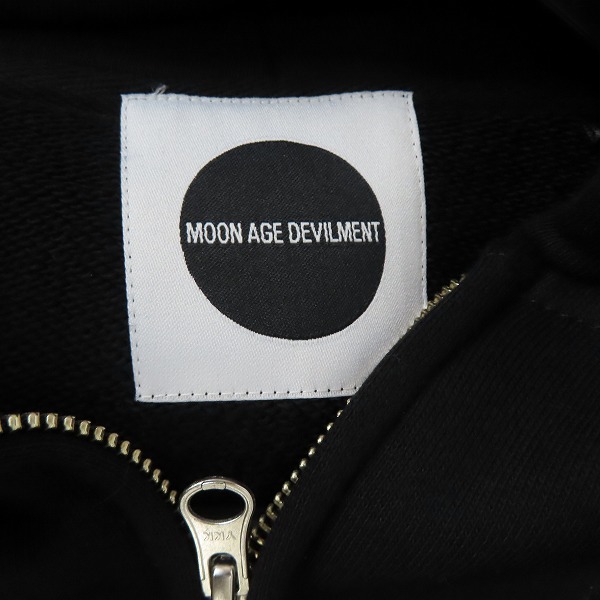実際に弊社で買取させて頂いたMoonage Devilment/ムーンエイジデビルメント バックロゴプリント ジップアップ パーカー MCS-0638/46の画像 2枚目
