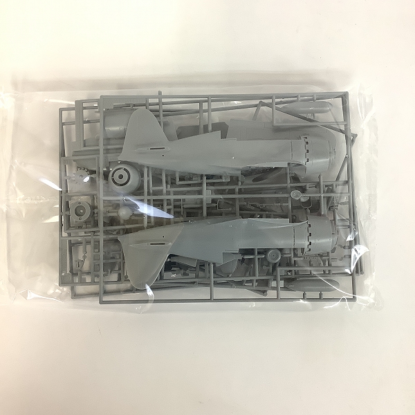 実際に弊社で買取させて頂いた【未組立】ハセガワ 1/48 三菱 局地戦闘機 雷電 二一型 竜巻部隊/零式艦上戦闘機 五二型 夜間戦闘機他 3点セットの画像 1枚目