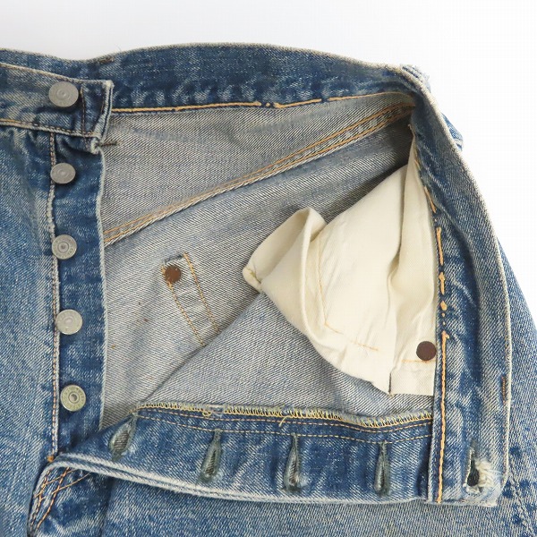 実際に弊社で買取させて頂いたLevis/リーバイス 501XX 推定紙パッチギャラ入り 両面BIG E/均等V/銅製隠しリベット ヴィンテージ デニムパンツの画像 3枚目