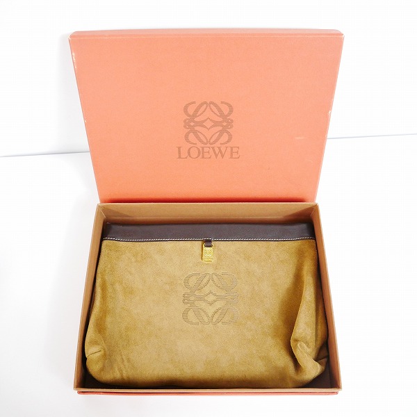 実際に弊社で買取させて頂いたLOEWE/ロエベ アナグラム ロゴ型押し スエード クラッチバッグの画像 8枚目