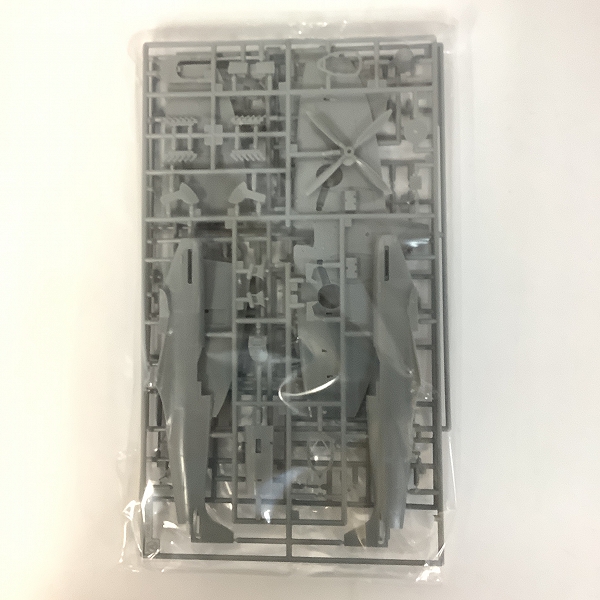 実際に弊社で買取させて頂いた【未組立】ハセガワ 1/48 紫電改のマキ スピットファイアMk.IX/メッサーシュミット Bf109G-6 2点セットの画像 4枚目