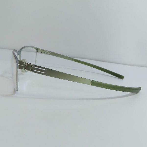 実際に弊社で買取させて頂いたic! berlin/アイシーベルリン silberdistel メガネフレーム アイウェアの画像 2枚目